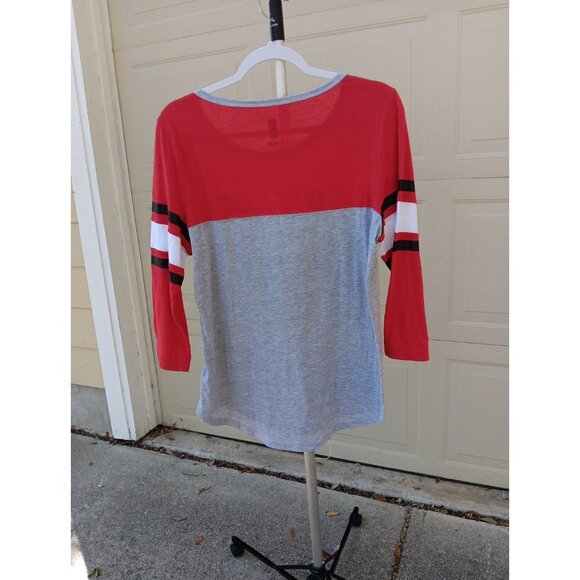 NBA Chicago Bulls T-Shirt Men’s Large‎ Red 100% Polyester Super Soft NWT - Picture 5 of 6